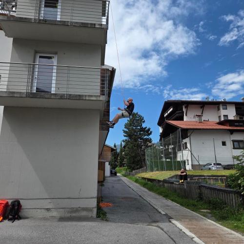Bergrettung4ab_300625