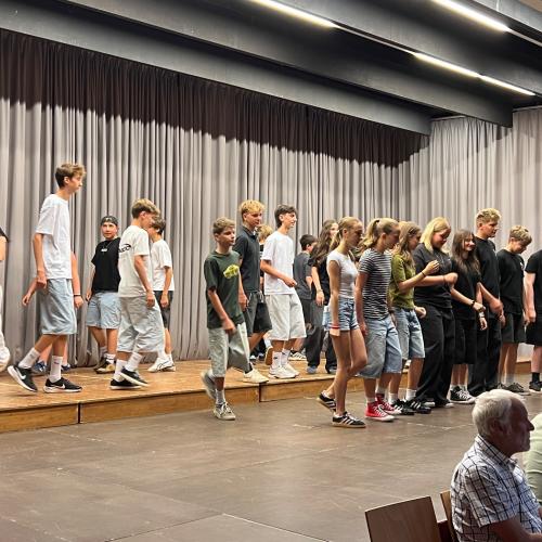 Schulschluss_2526