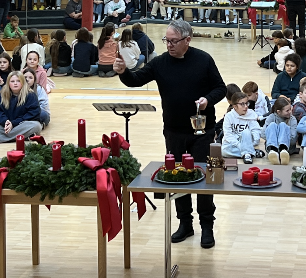 Adventkranzsegnung_281125